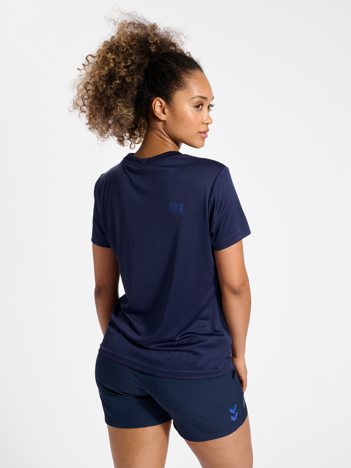 hmlCOURT T-SHIRT S/S WOMAN