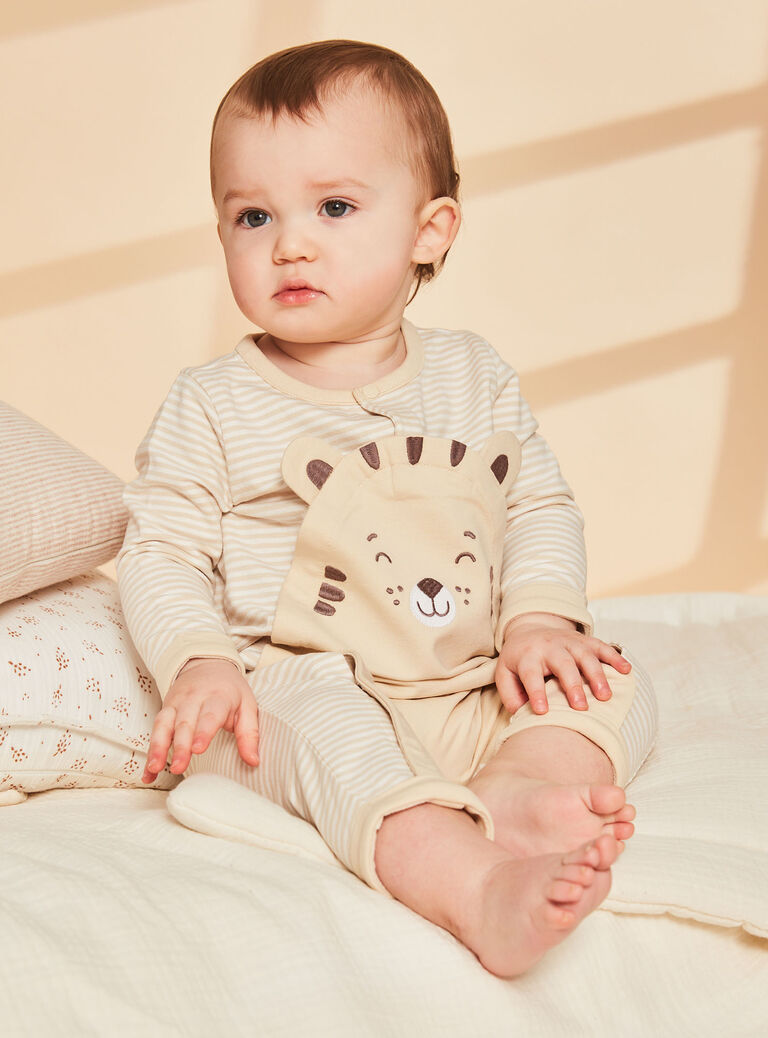 Grenouillère beige clair à imprimé à rayures