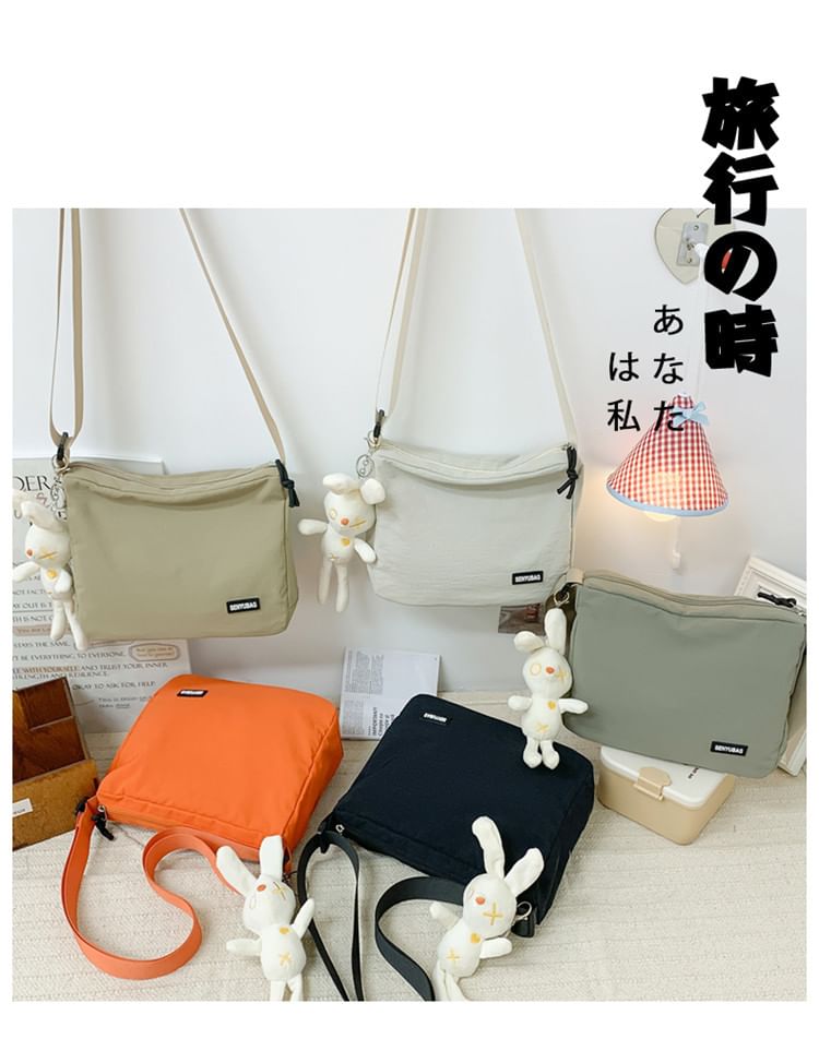 Hikuozy - Nylon Crossbody Tas met Rits en Letters