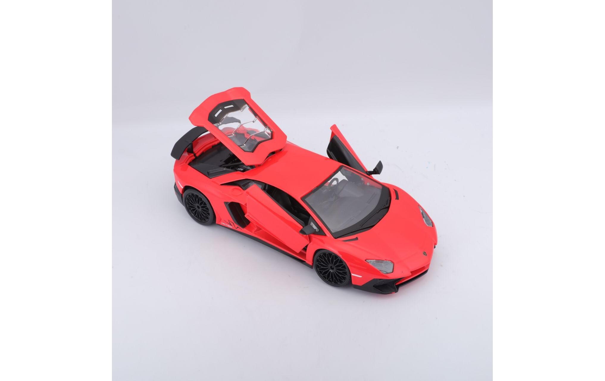 Lamborghini Aventador LP 750-4 SV Rot 1:24Sammlermodell im Massstab 1:24