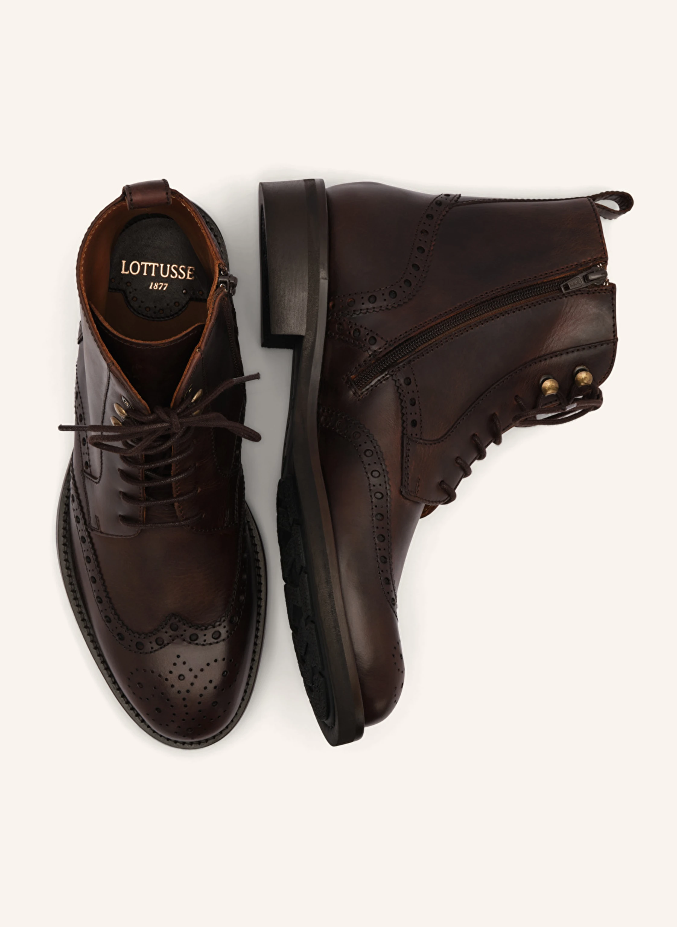 LOTTUSSE Ankle Boots