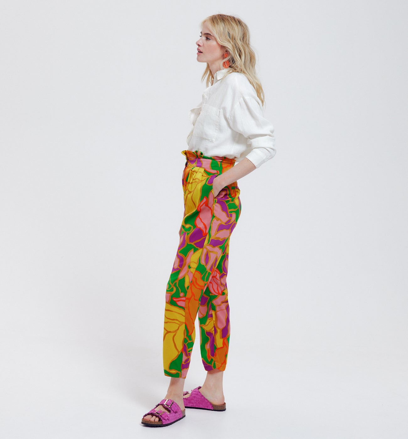 Pantalon carrot en satin Femme - Imprimé multicolore