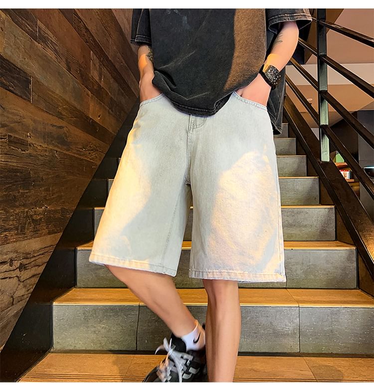 POSI - Mid Rise Washed Denim Shorts