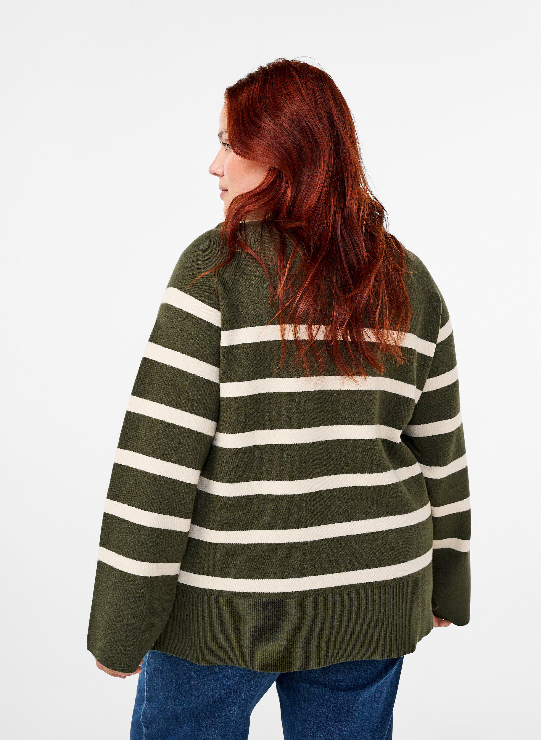 Stribet strikbluse med rund hals