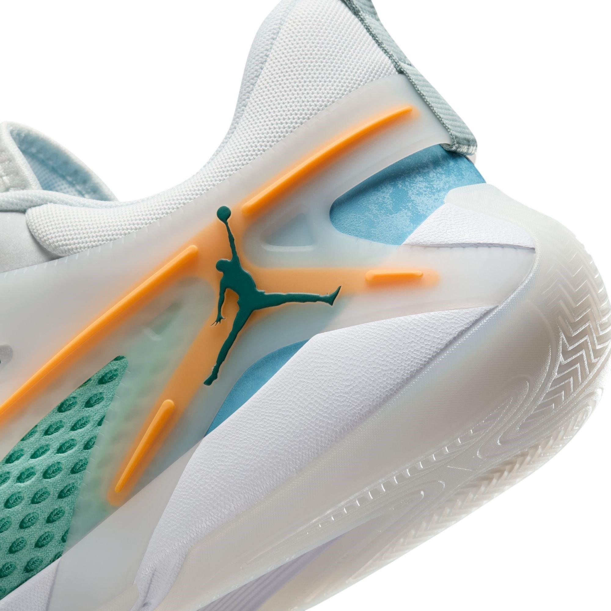Nike Jordan Heir Basketball Trainers Adults