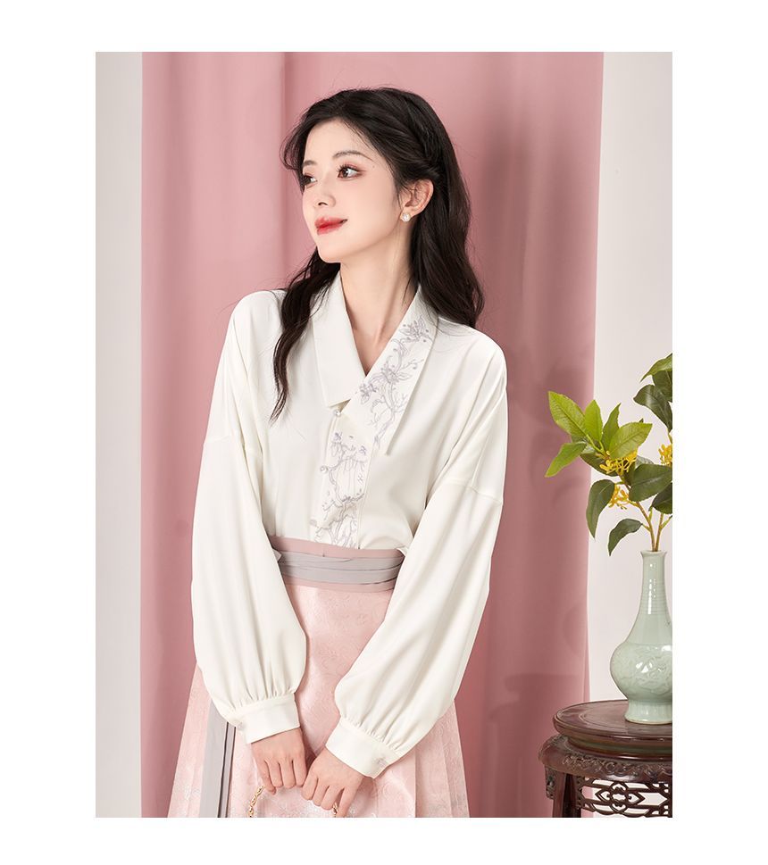 Keiko Girl - Traditionele Chinese blouse met lange mouwen, kraag, borduurwerk en knopen / Hoge taille jacquard geplooide midi-A-lijn rok / Set