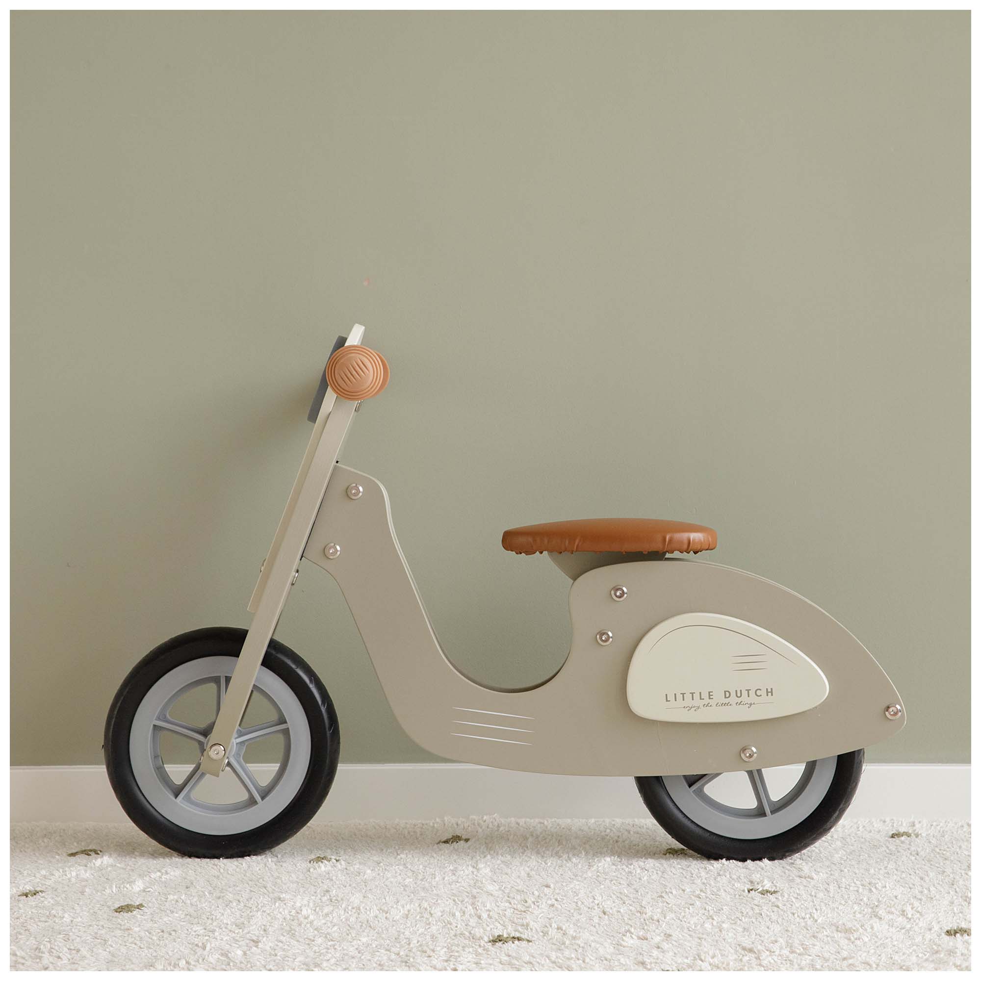 Little Dutch Loopscooter Olive FSC groen