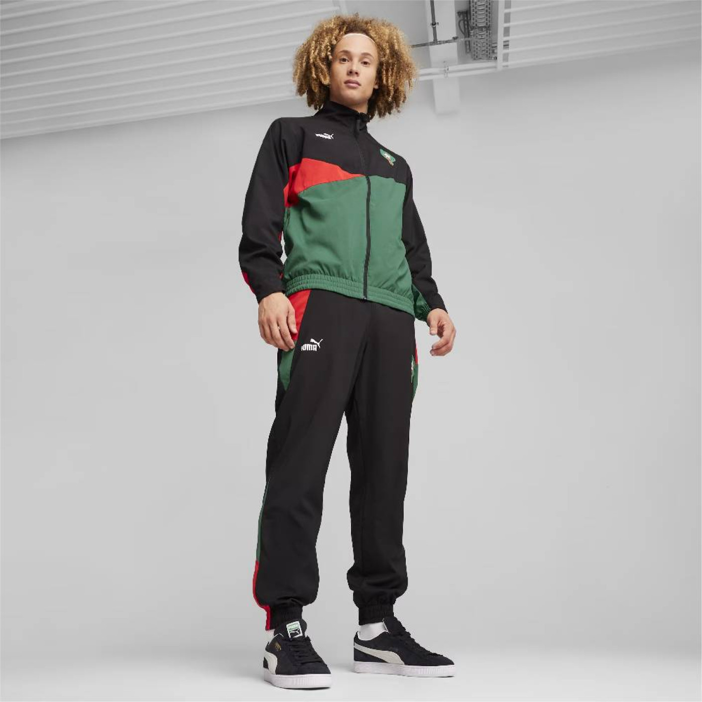 PUMA Marokko Woven Trainingsjack 2023-2024 Zwart Donkergroen Rood