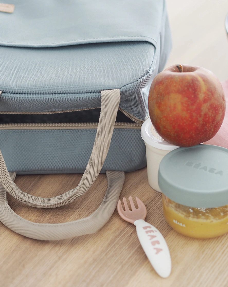 Kühltasche LUNCH (25x14,5x21,5) mit Tragegriffen in frosty green