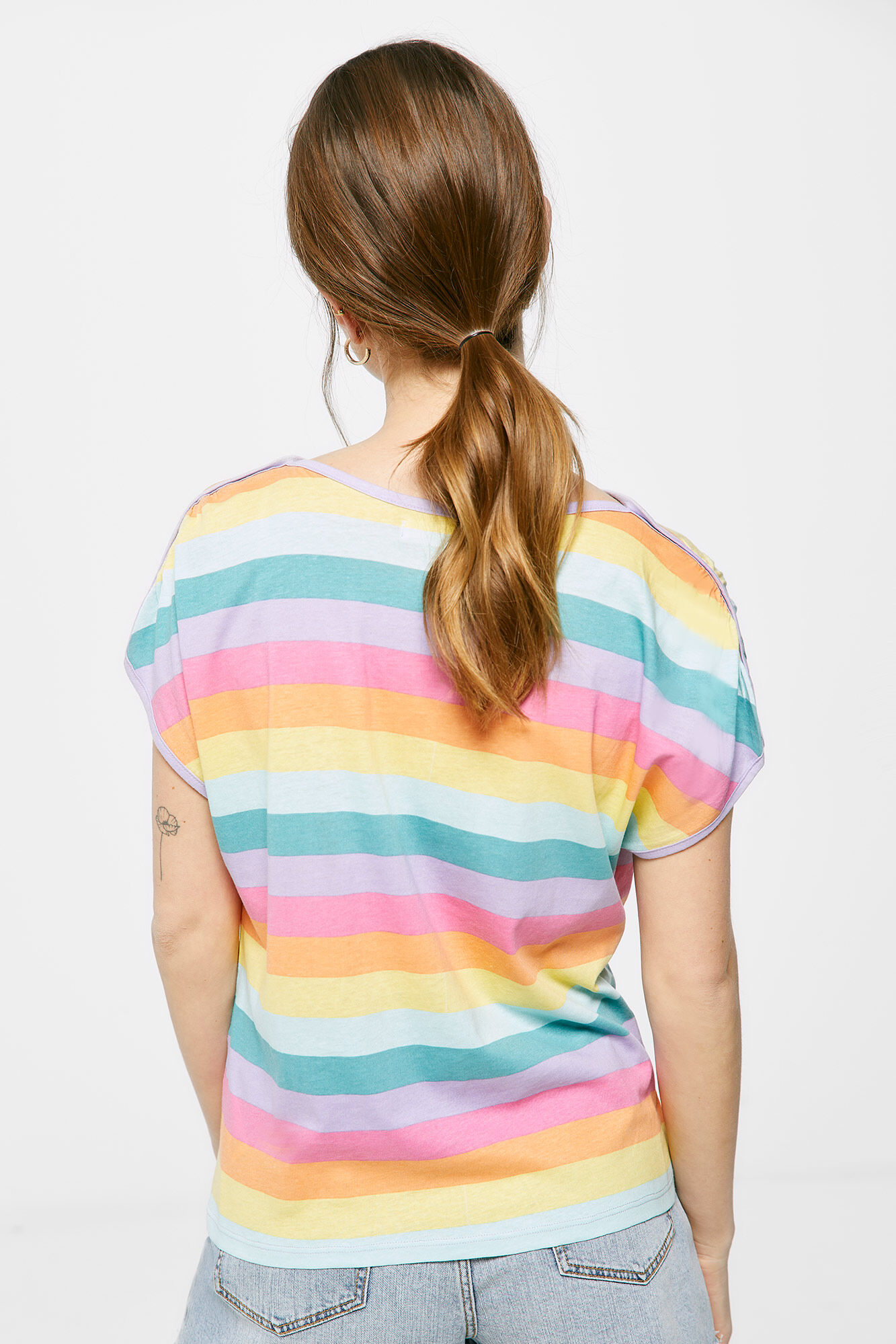 Camiseta listrada com franzido - Amarela