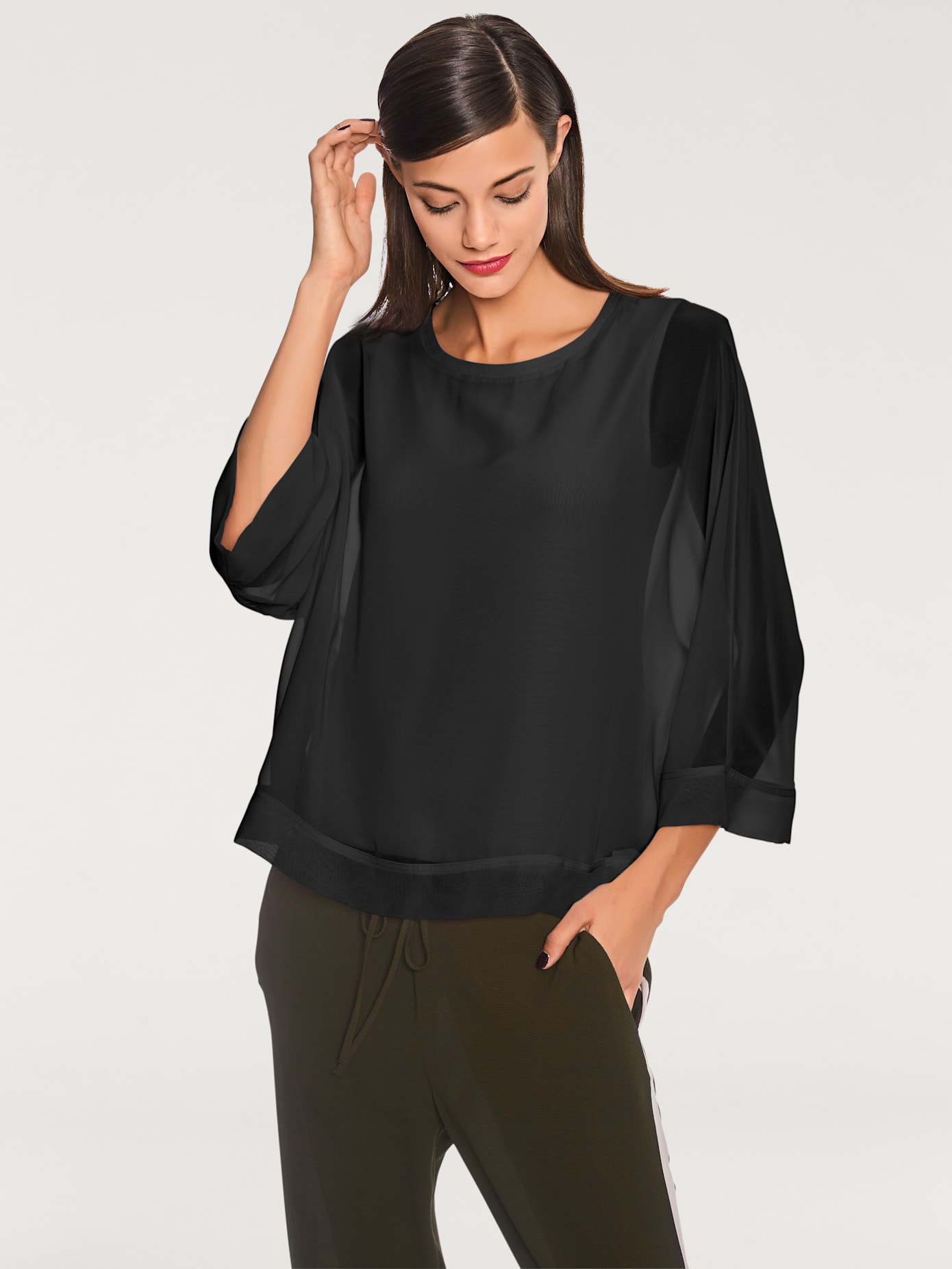 T-shirt look ample tendance