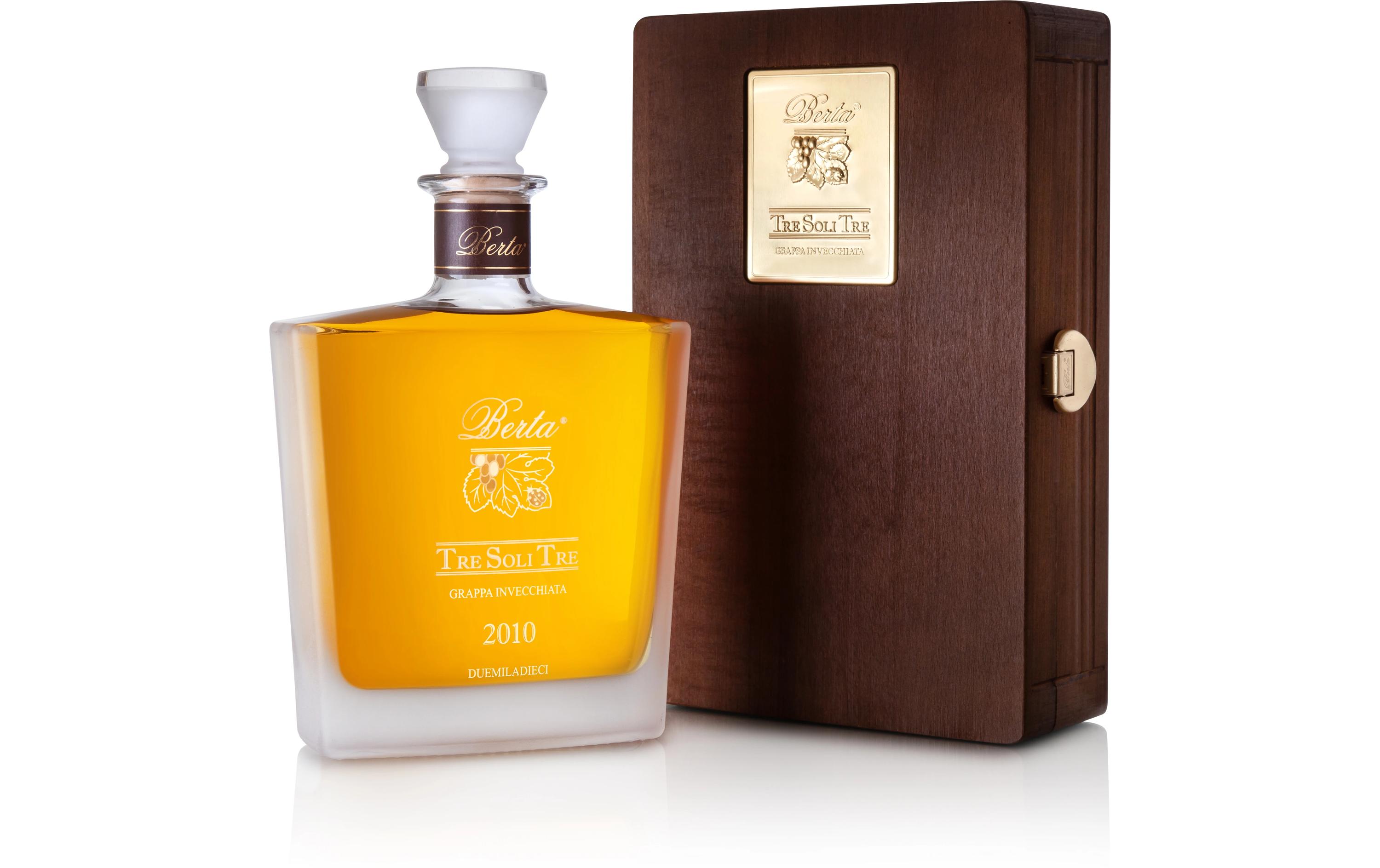 TreSoliTre 0.7 l<br>Traditioneller Weinbrand aus der Berta-Destillerie