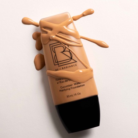 BE+RADIANCE Fond de teint matifiant 30