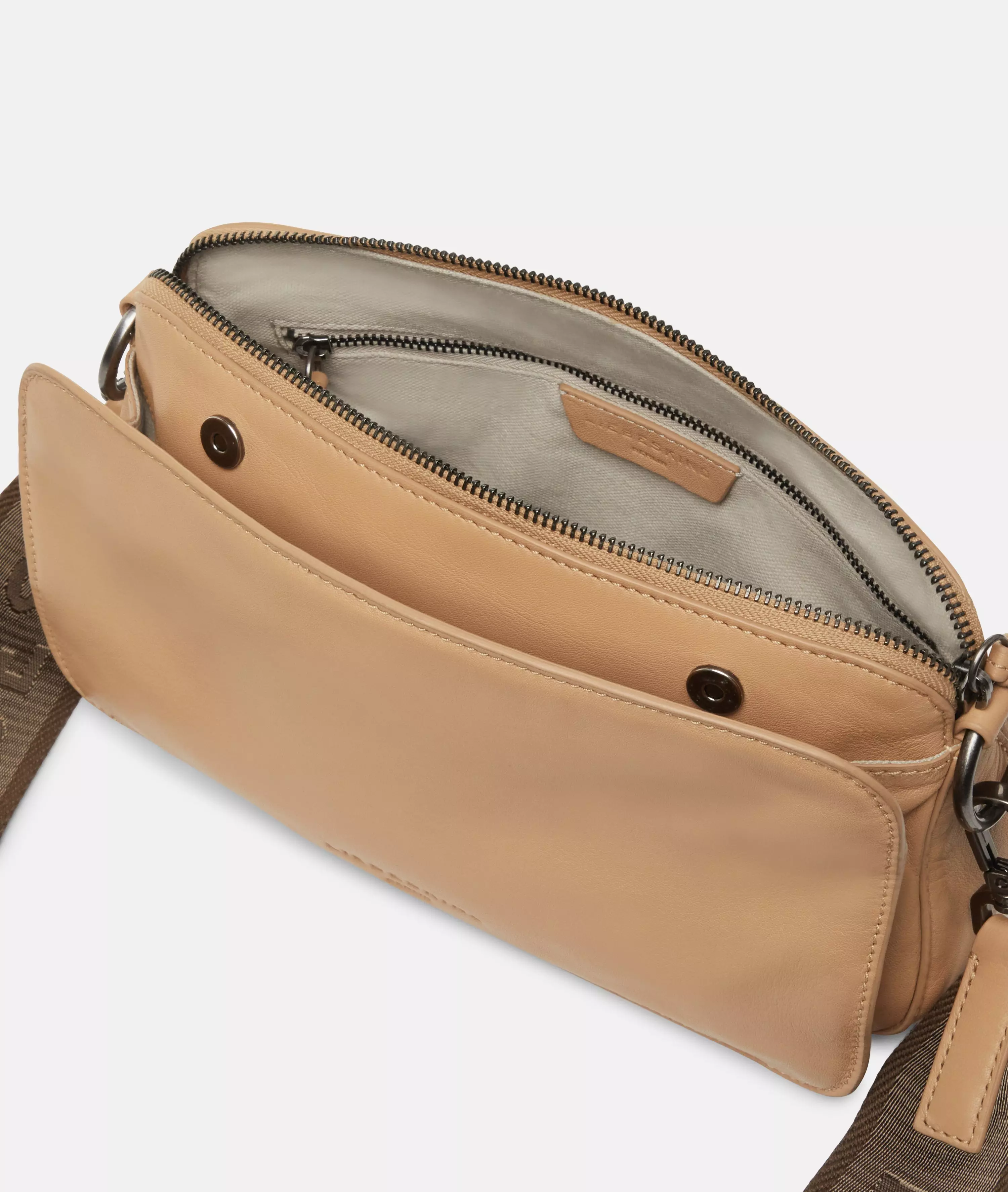 Clarice Crossbody M Spacious crossbody bag made from sheepskin