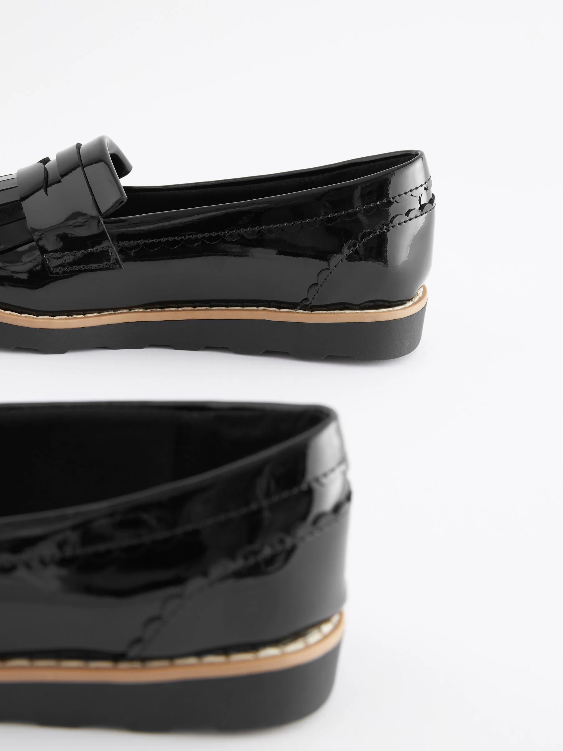 Zwart lak - Schoolloafers met kwastjes