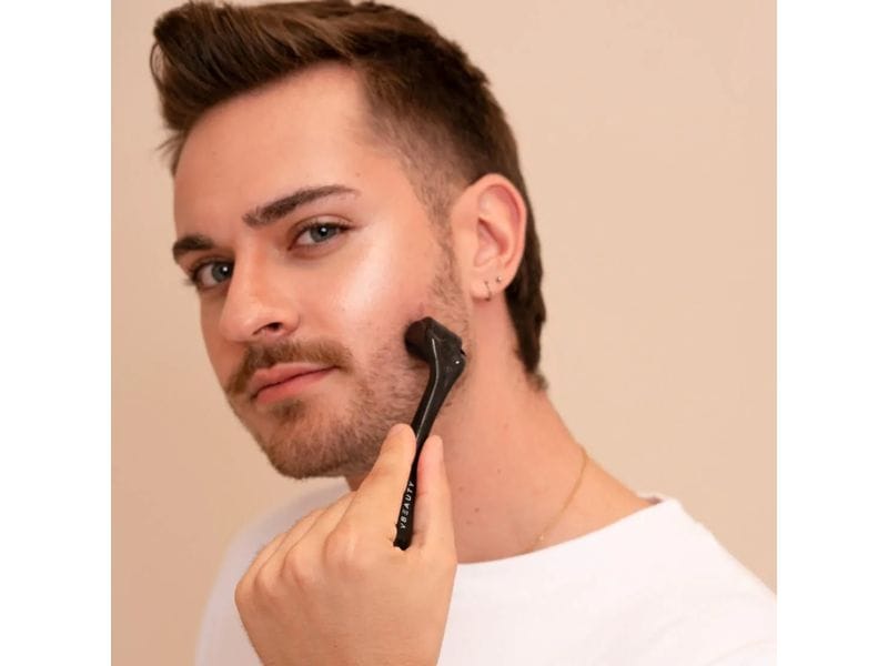 VBEAUTY Microneedling Derma Roller Schwarz Matt Derma Roller regt die Produktion von Kollagen und Elastin an