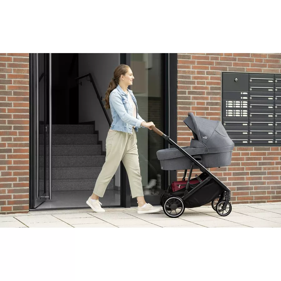 Britax Römer Kinderwagenaufsatz Strider M Black Shadow