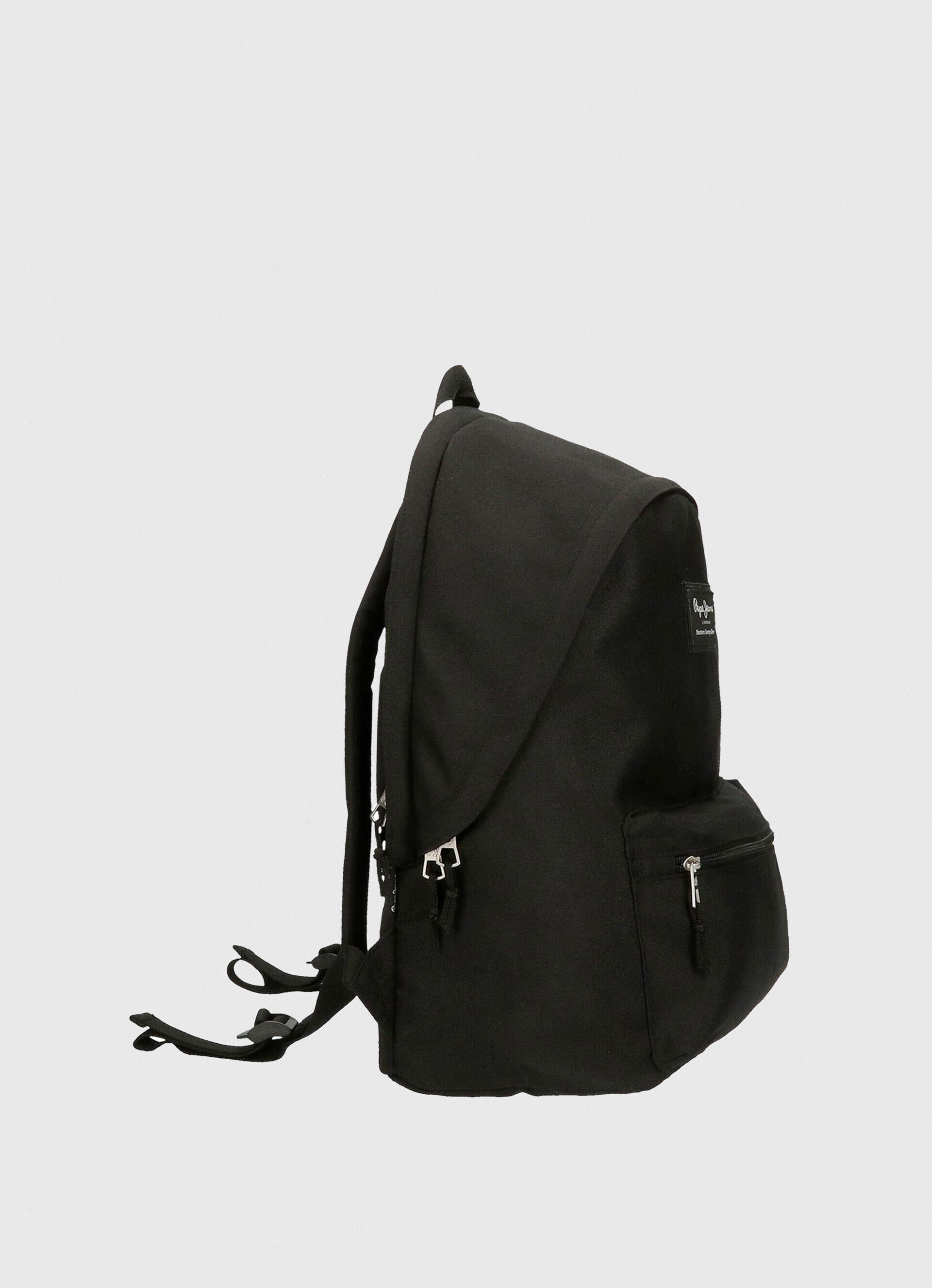 Mochila escolar lisa, cor preta, tamanho único.