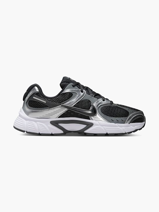 Nike V5 RNR Sneaker