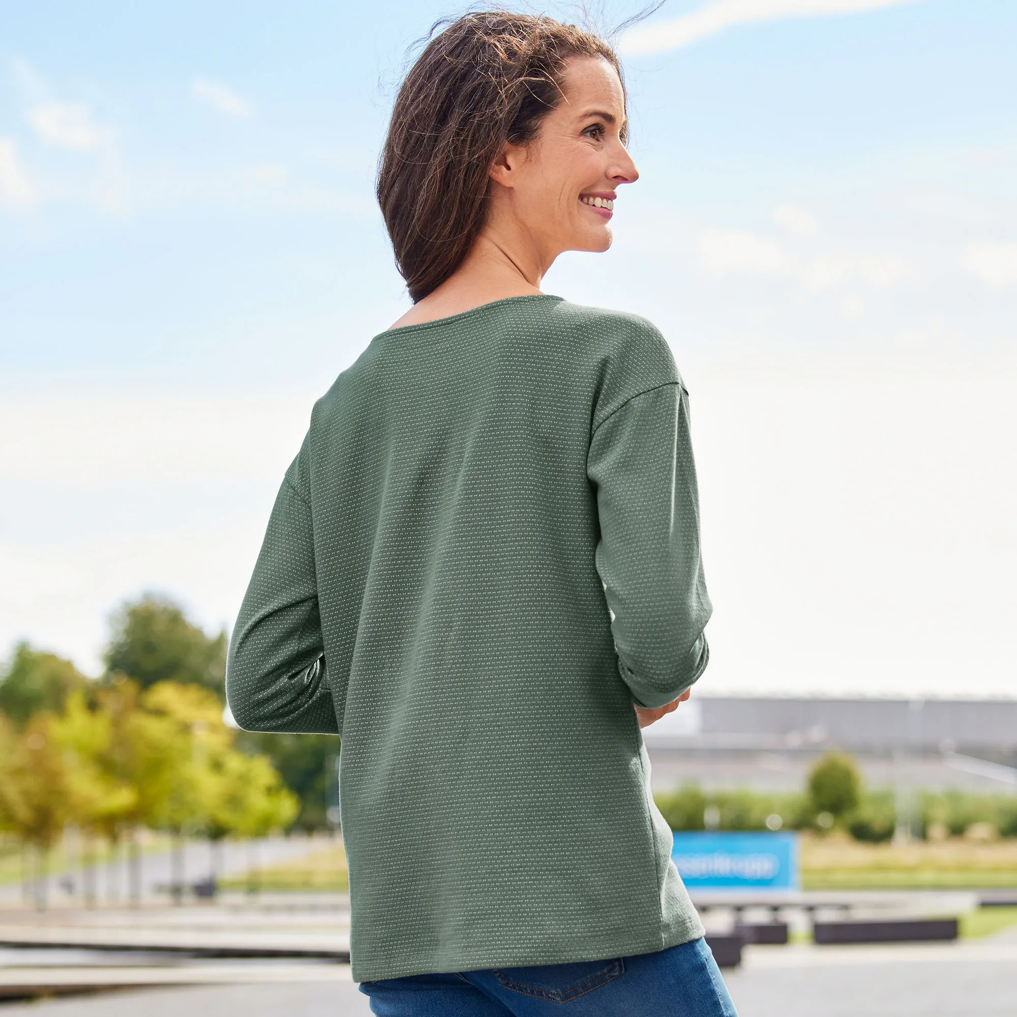 Damen-Shirt mit U-Boot-Ausschnitt