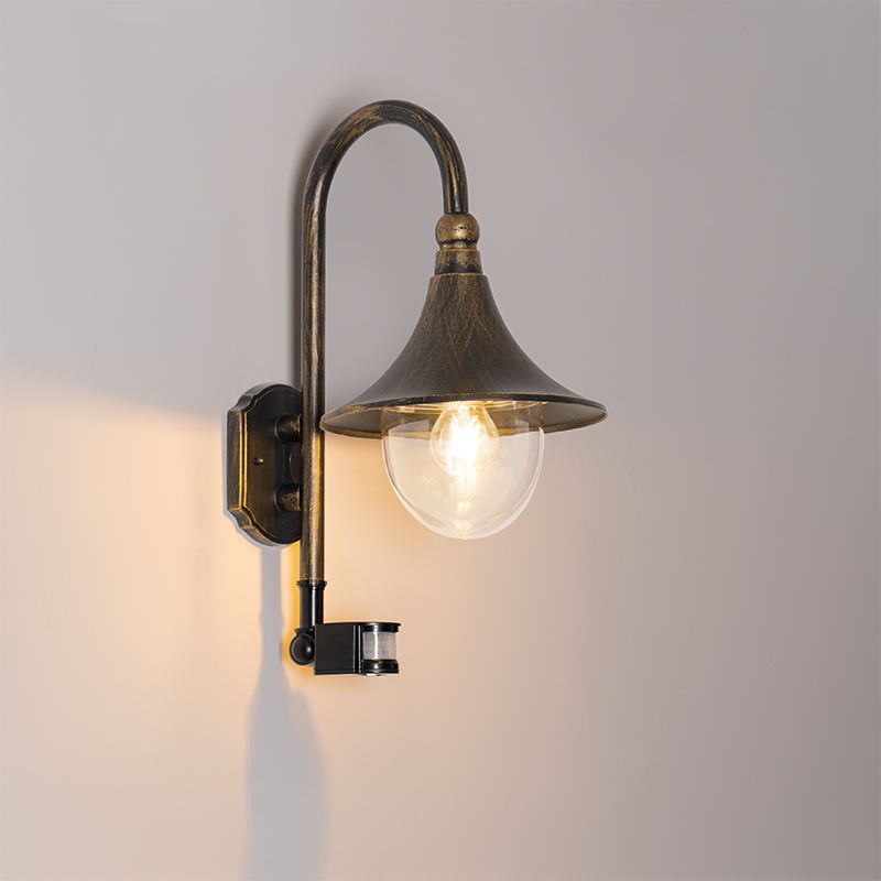 Buiten wandlamp antiek goud IP44 incl. bewegingsmelder - Daphne