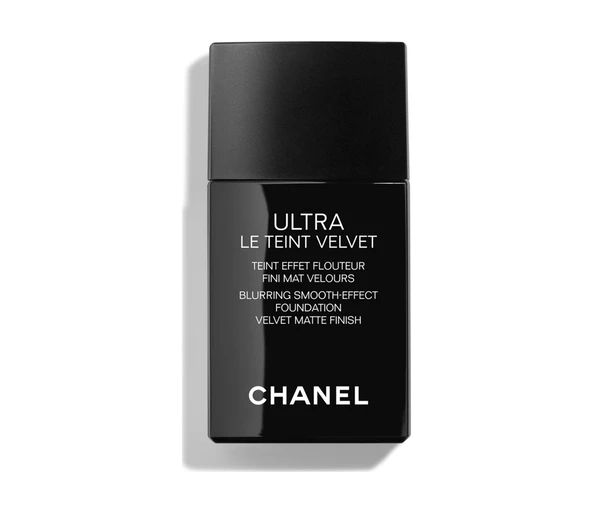 CHANEL ULTRA LE TEINT VELVET Formule ultra légère et longue tenue, Fini mat velours effet flouteur,BR12