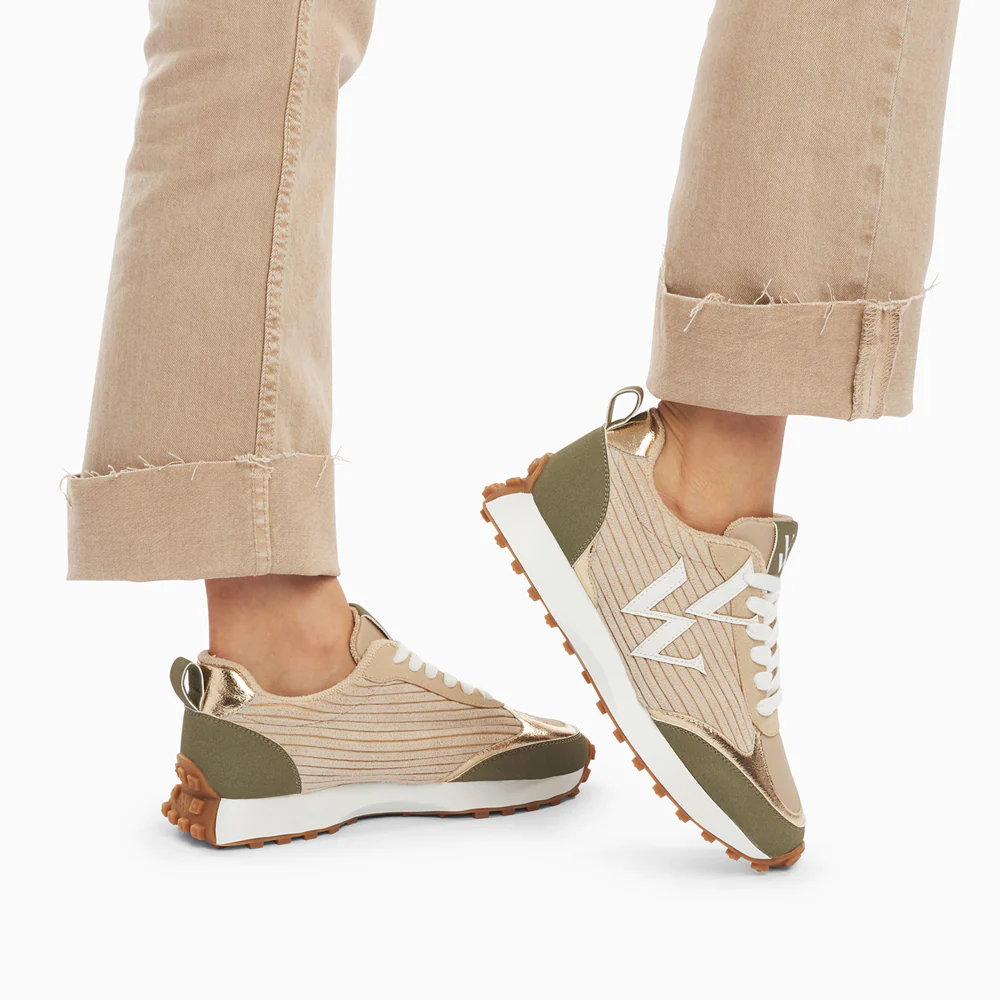 Sneakers-Baskets monogramme Athénaïs beige et kaki à semelle running