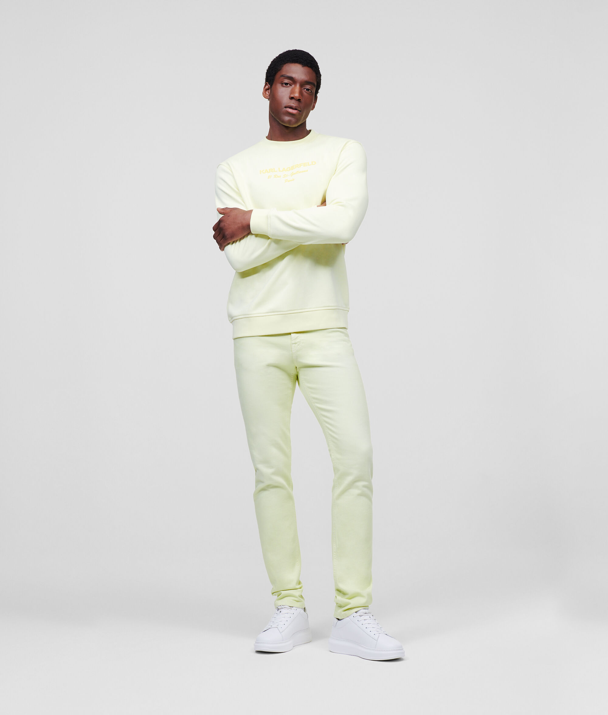 Sweat-shirt à logo ton sur ton