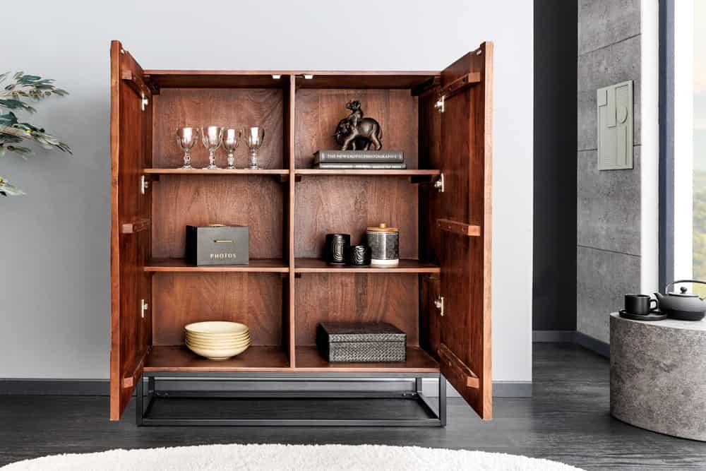 Massives Highboard DUNE 120cm walnuss-braun Akazienholz 3D-Design schwarz Metall