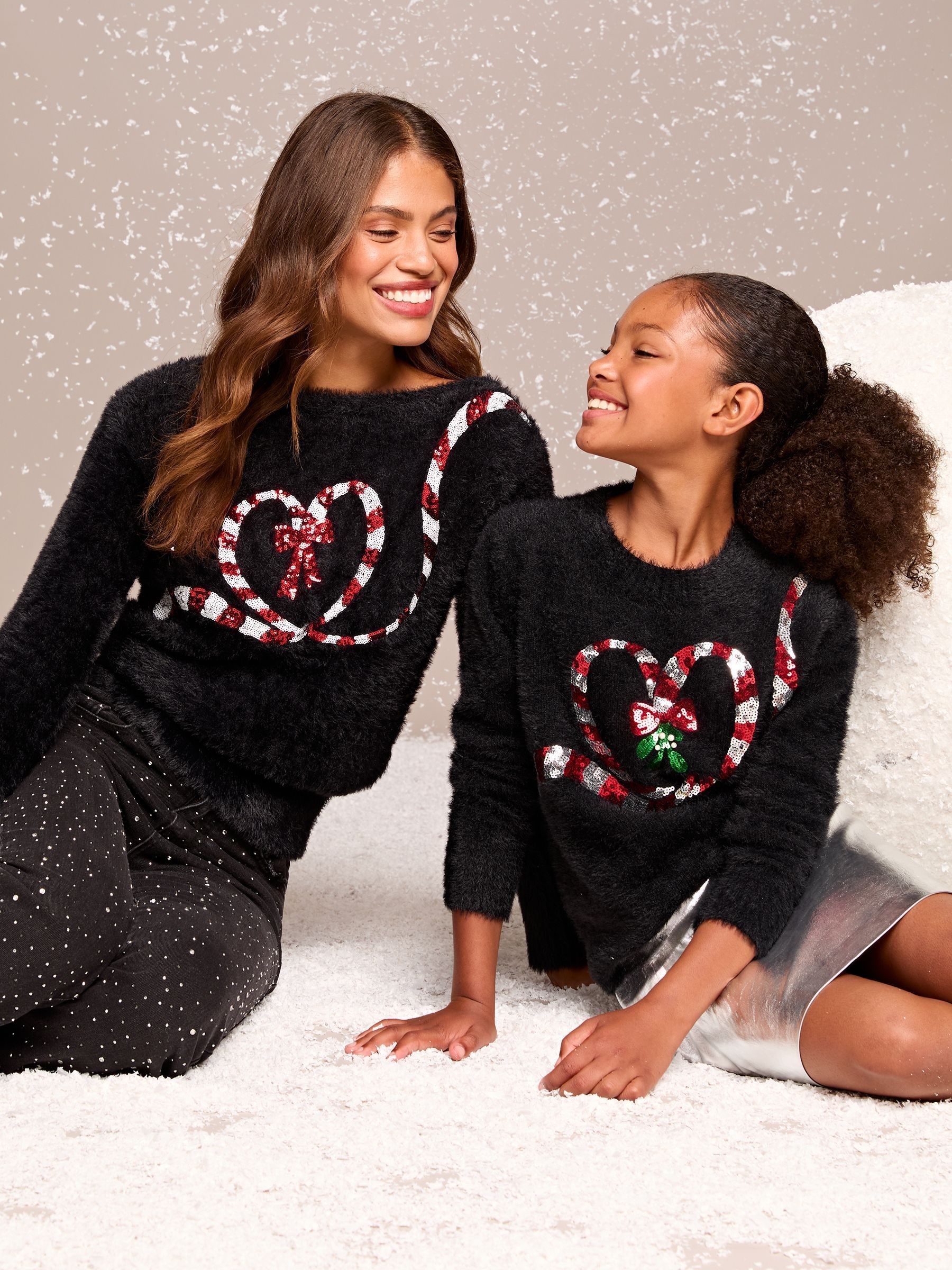 Zwart met zuurstok - Lipsy Gebreide trui met kerstslogan en ronde hals