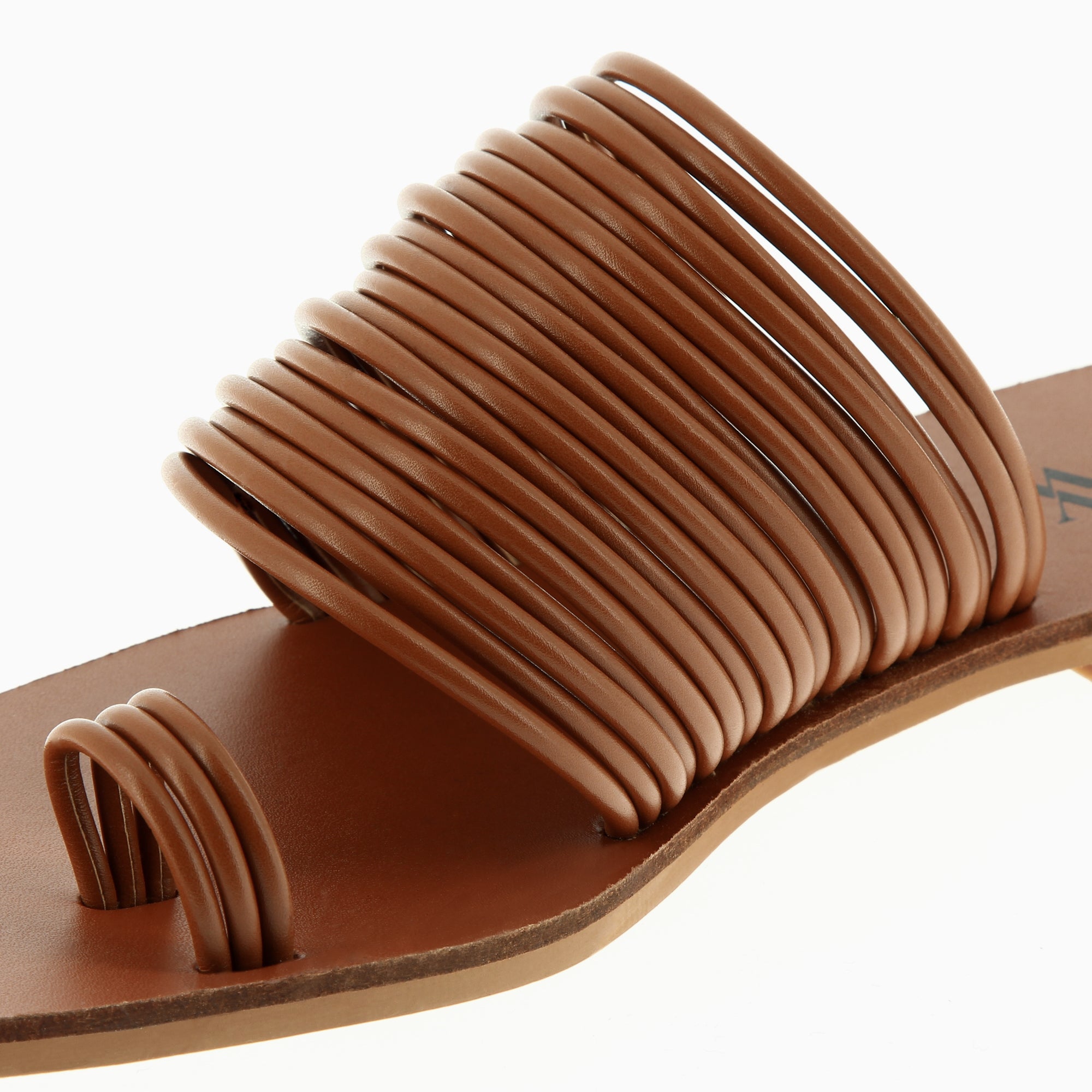 Sandales plates-Mules Thea camel à multiples brides et passe-pouce