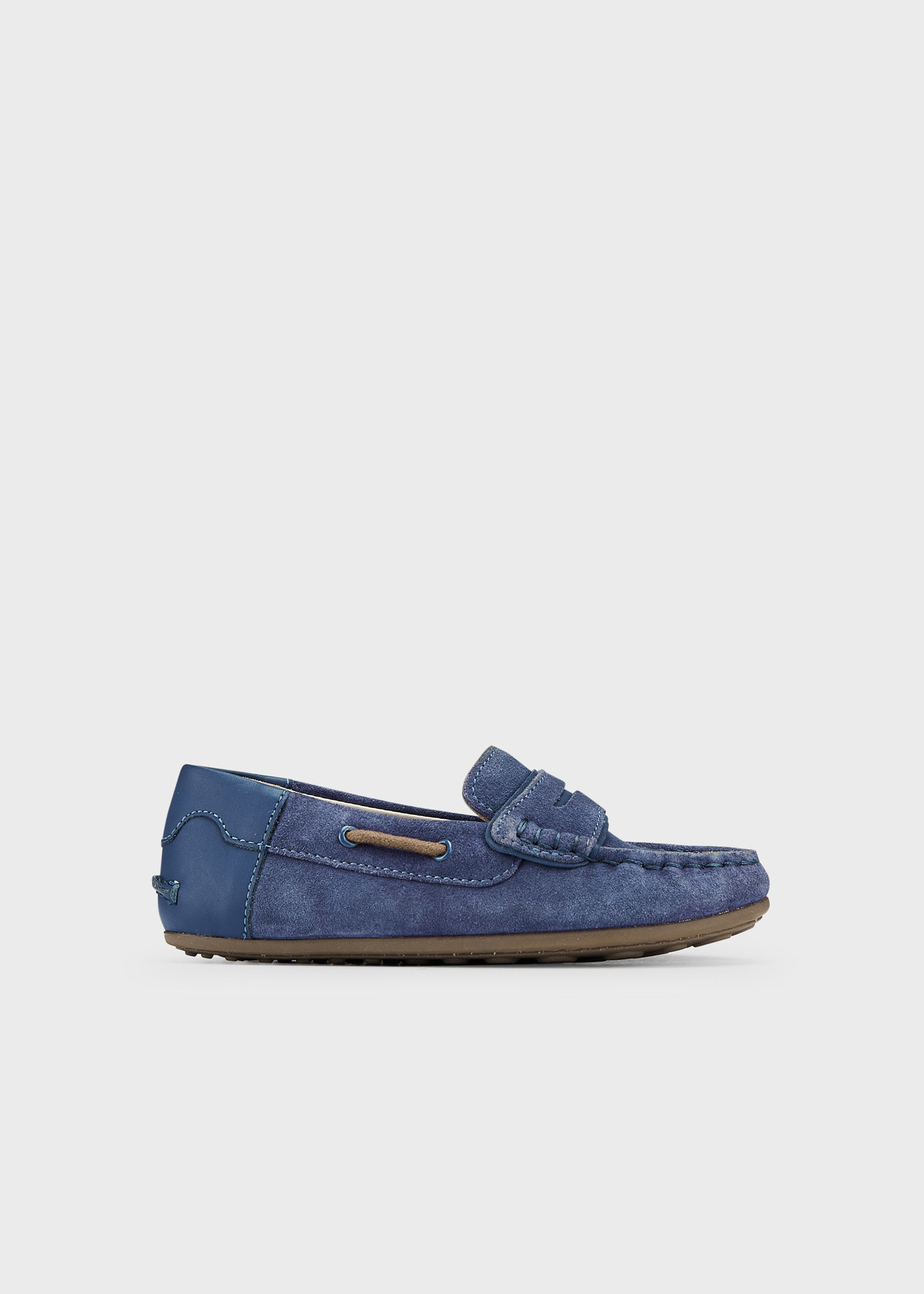Mocassim de couro para menino