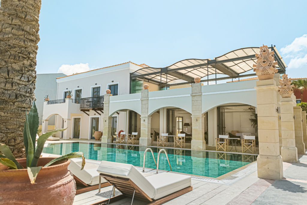 Grecotel Plaza Beach House Logies en ontbijt - Aparthotel