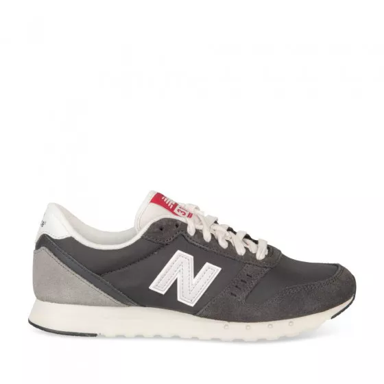 Baskets NOIR NEW BALANCE ML311