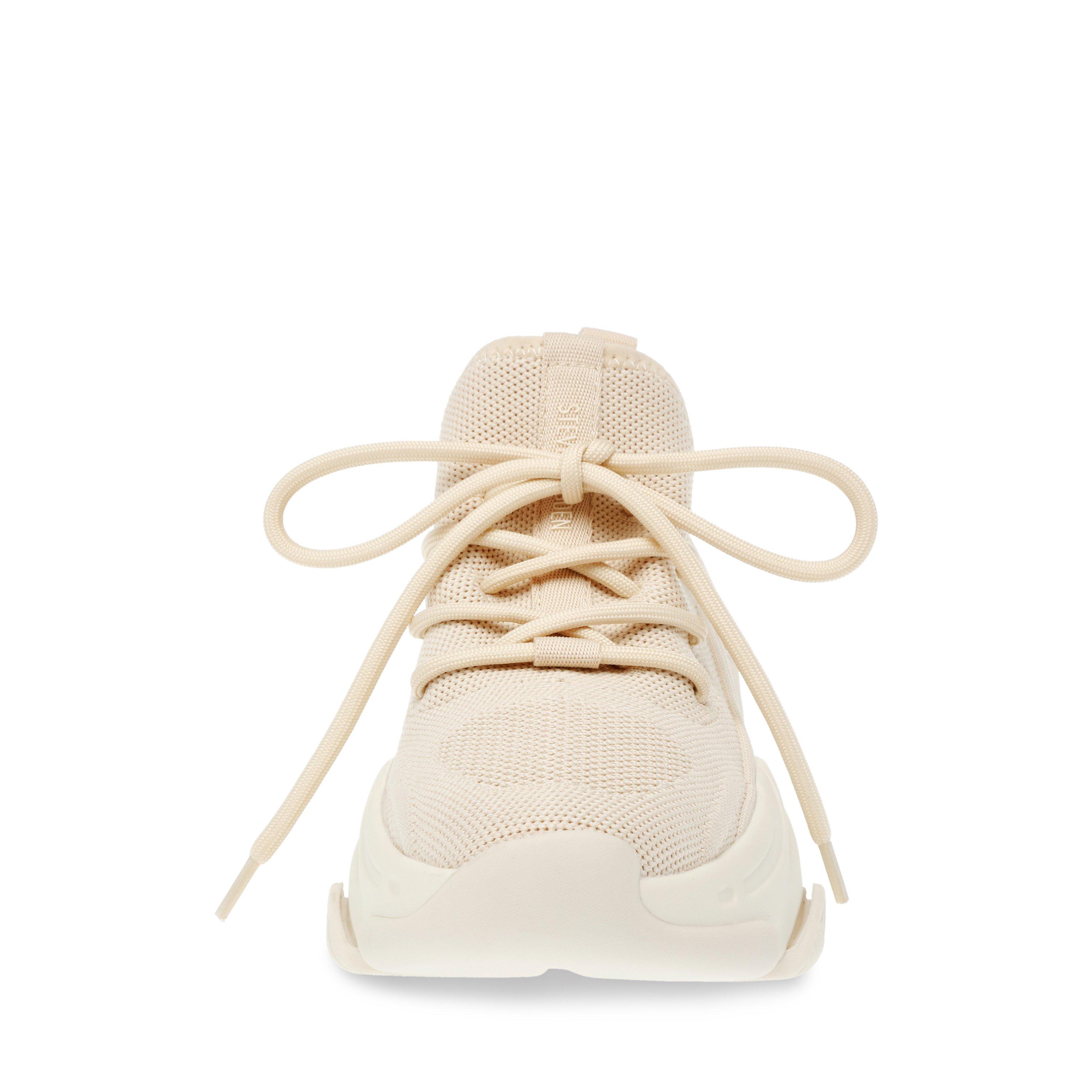 Steve Madden Protege e Sneakers.