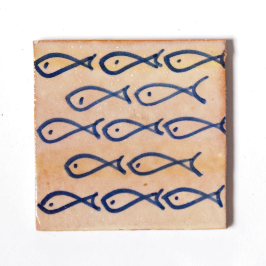 Fliese 'poissons jaunes', blau/beige, L 10 cm, B 10 cm, H 1cm von fischer's lagerhaus