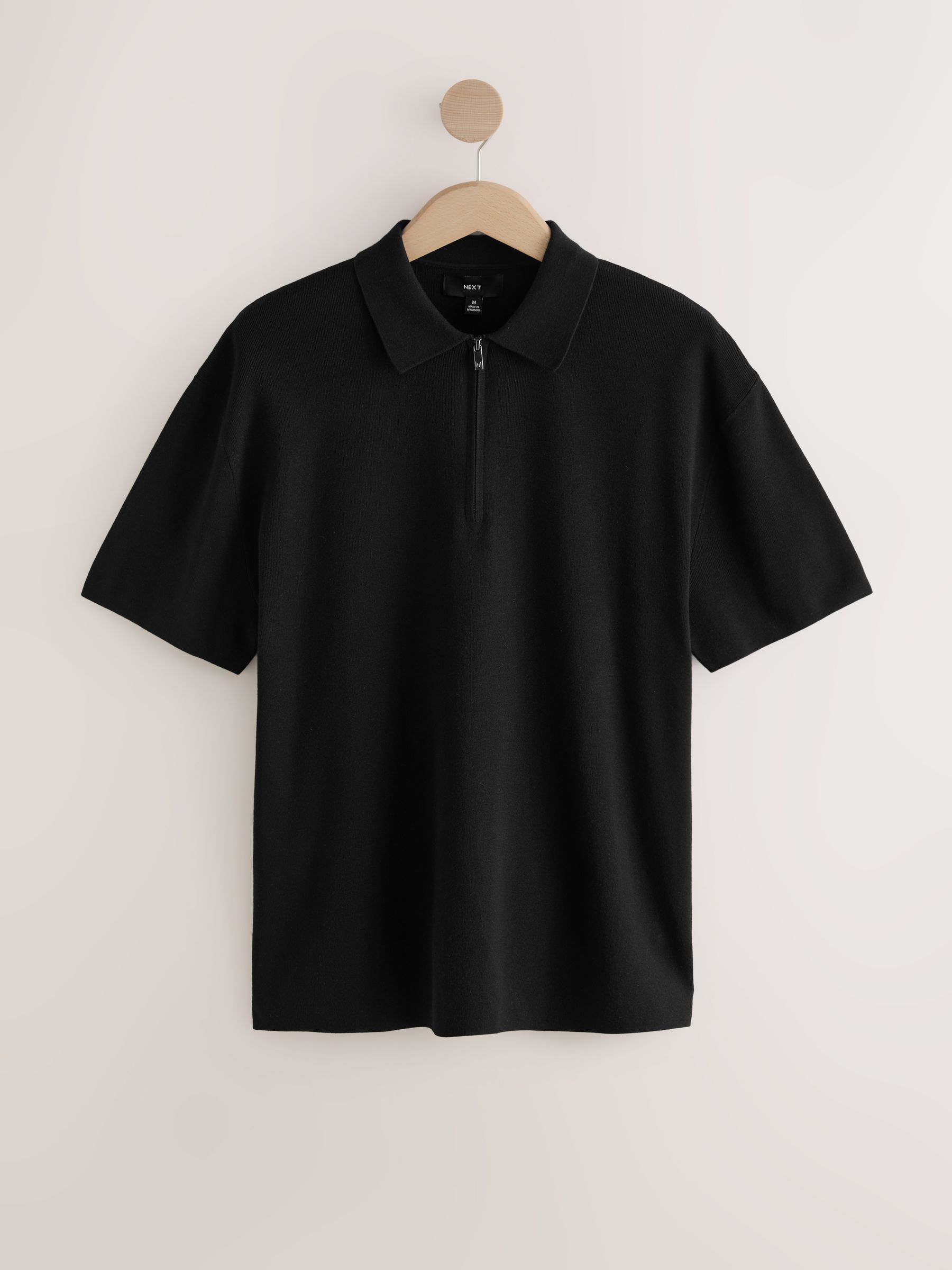 Zwart - Relaxed Fit Premium middelzwaar gebreid poloshirt met korte mouwen