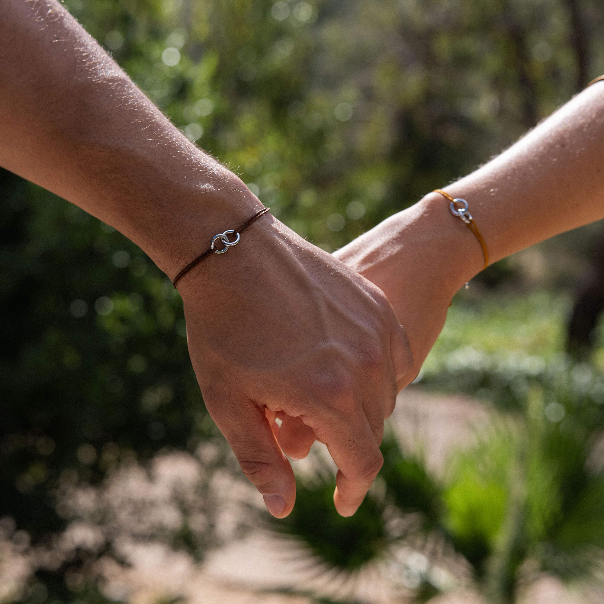 Infinite Connection Armband Set