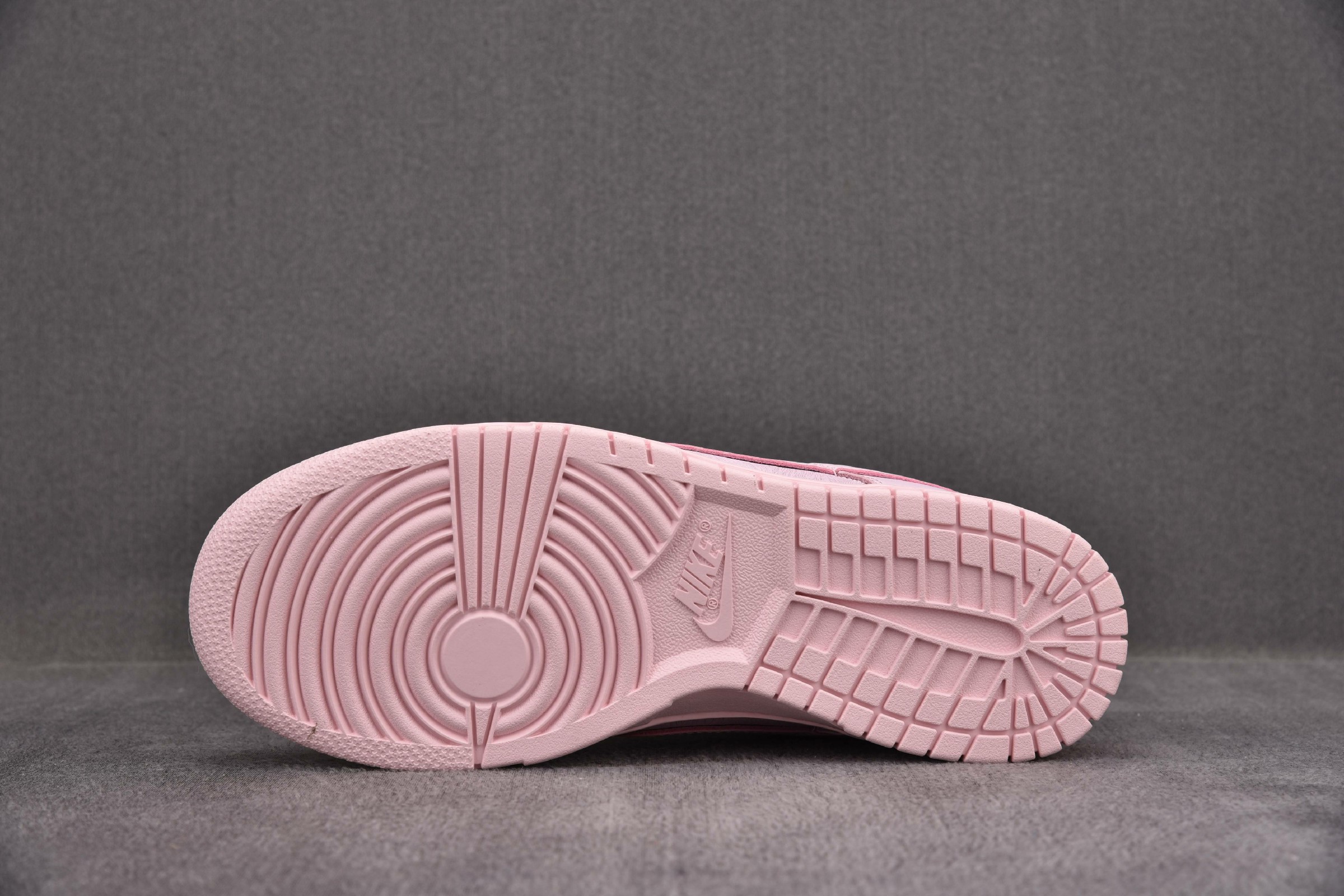 Nike Dunk Low Pink