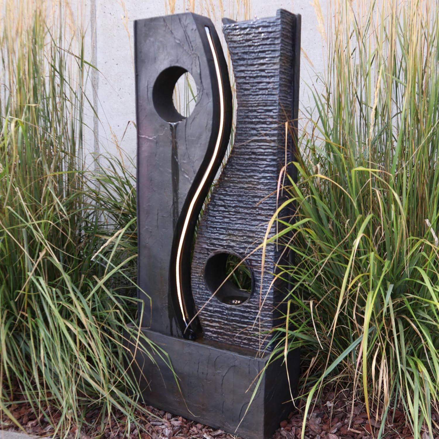 Wacredo Premium Wasserspiel Komplettset Gambia 119cm Zimmerbrunnen Indoorbrunnen Springbrunnen Gambia Schieferoptik architektonisch Gesteinswand f. Wohnraum und Garten mit 3X LED Spots; 1X LED Band