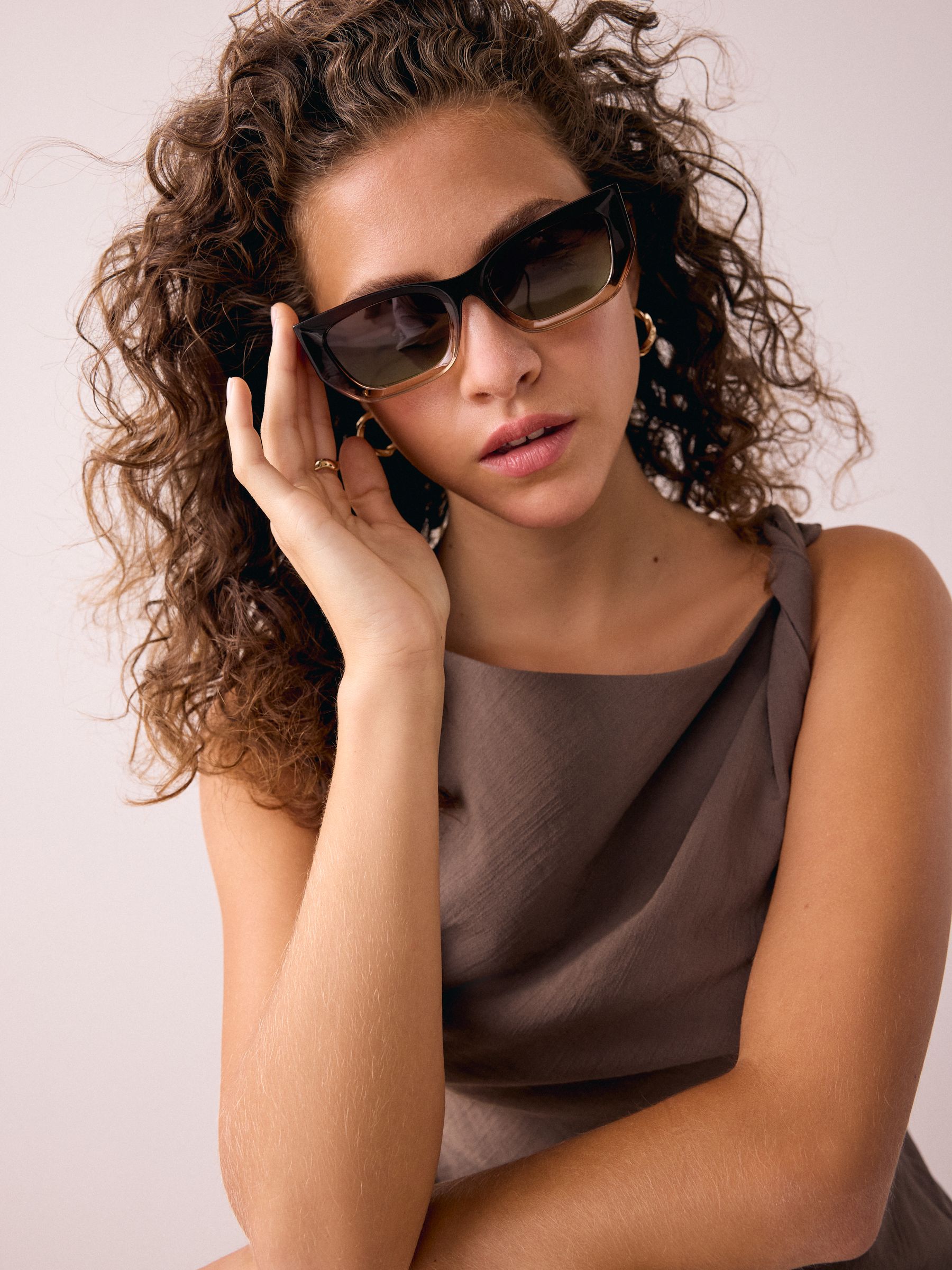 Bruin - Vierkante zonnebril