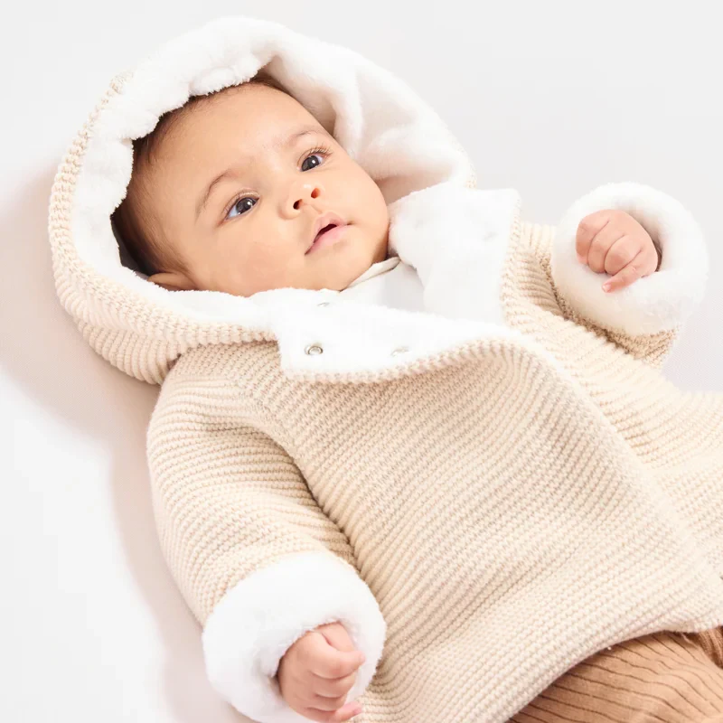 Veste chaude en maille doublée soft boa à capuche beige naissance Beige