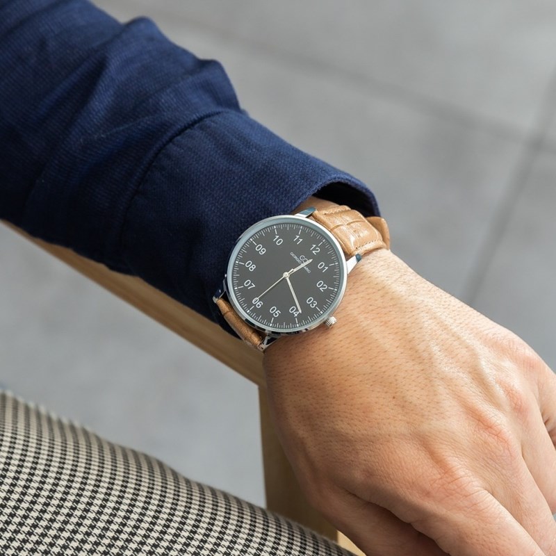 Très Jolie Montre Homme Beige GIORGIO