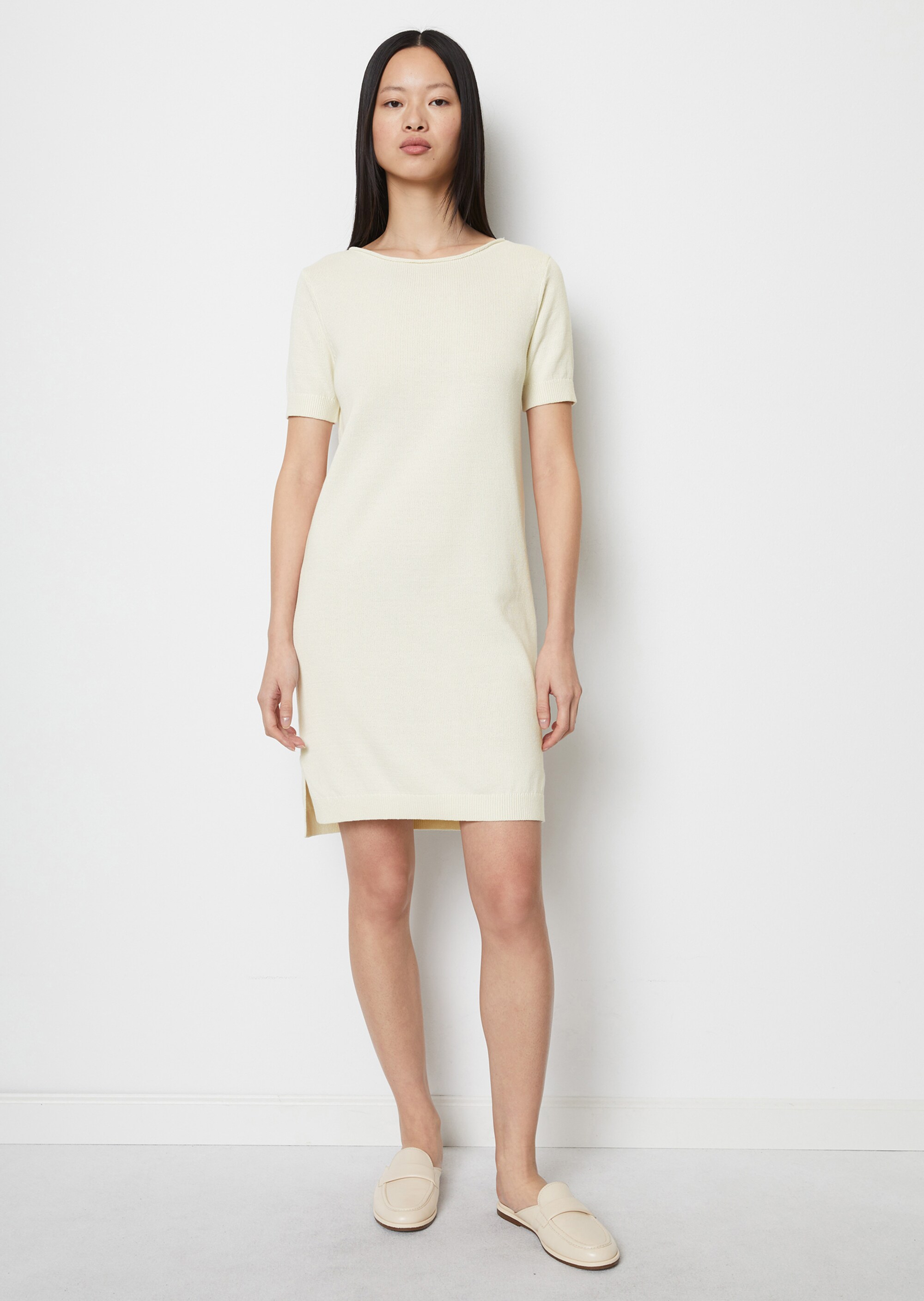 Kurzarm-Strickkleid relaxedaus Baumwolle-Viskose-Leinen-Mix