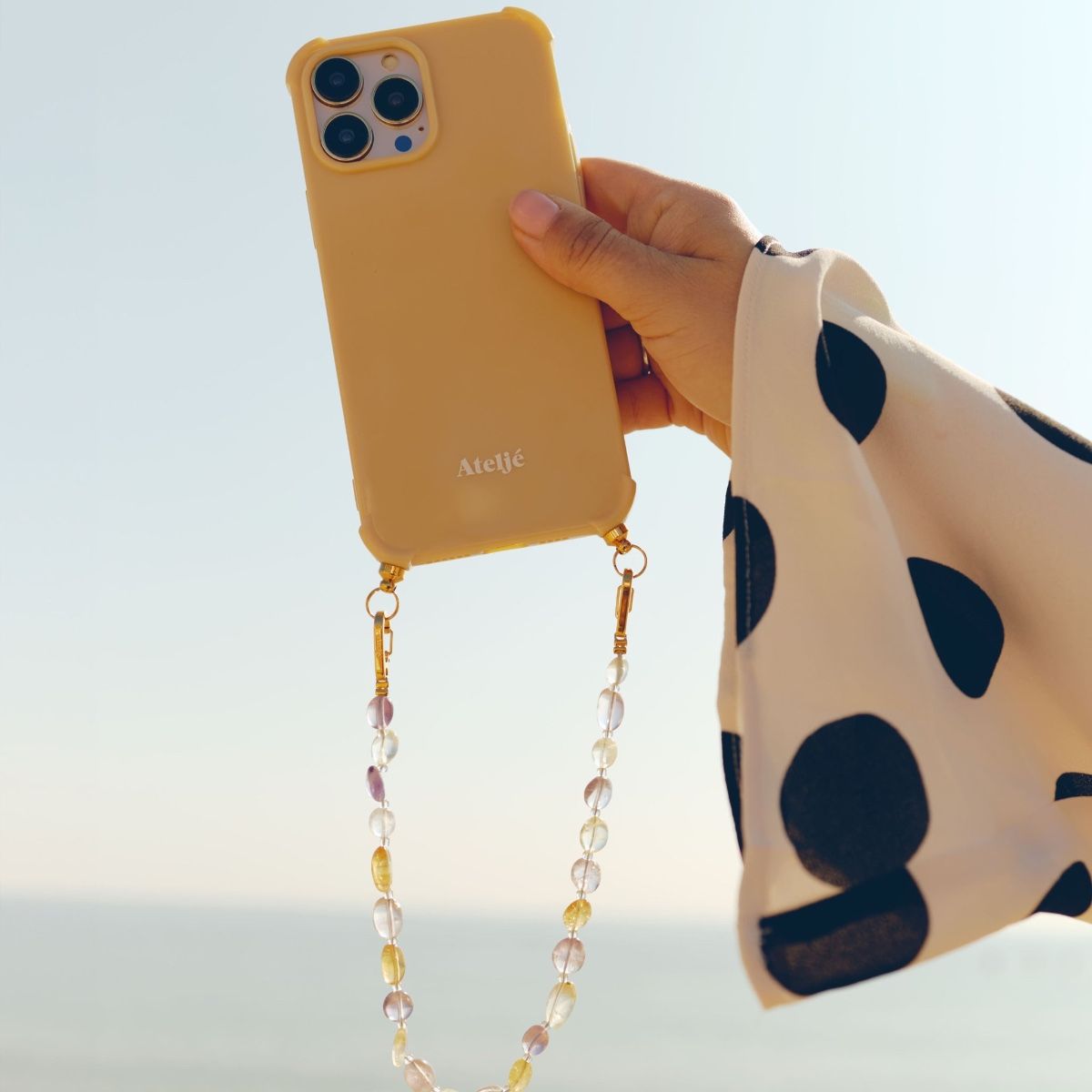 Ateljé Butter yellow recycled iPhone case