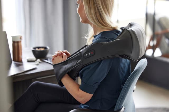 re. genopladelig nakkemassageenhed