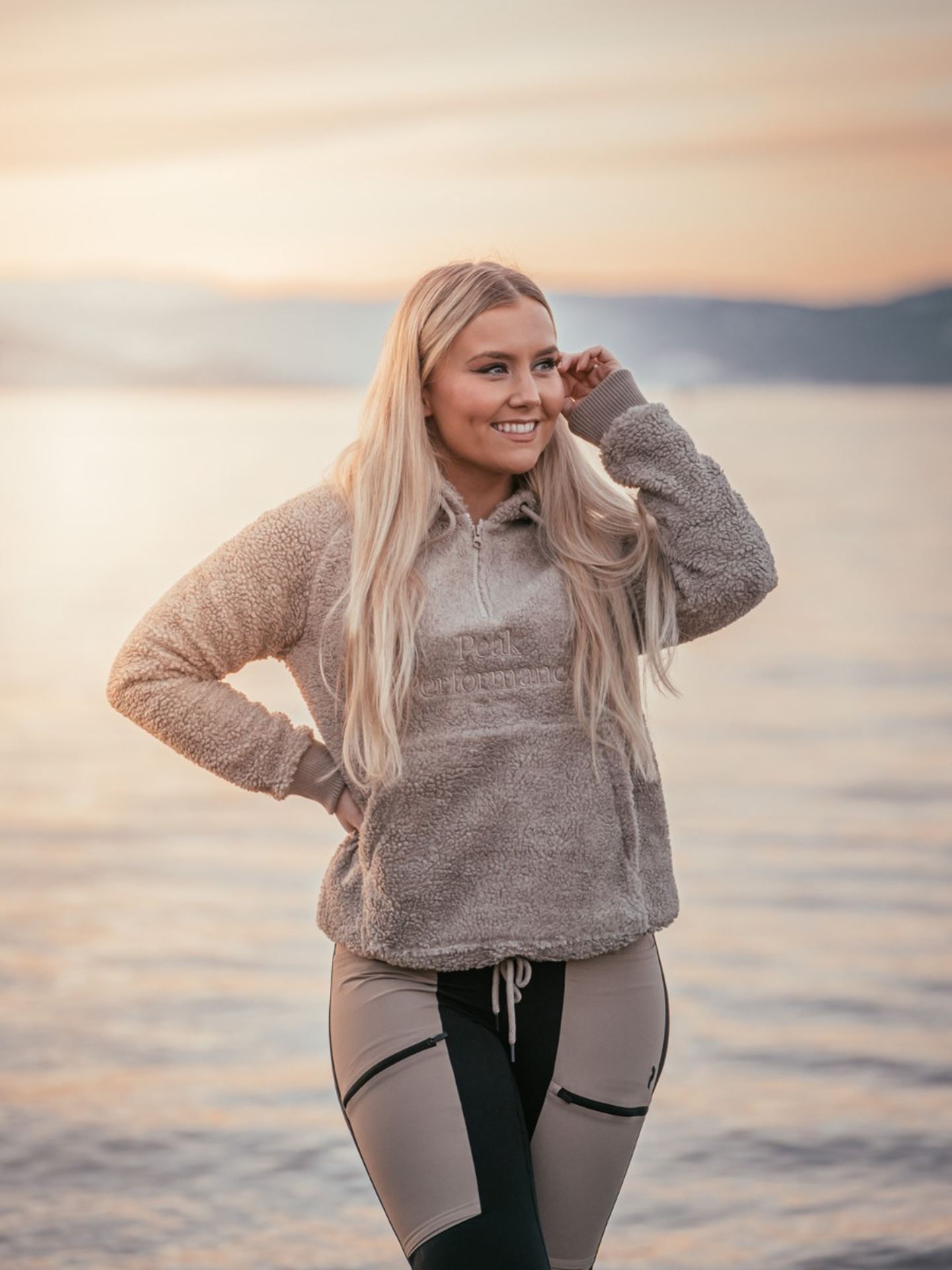 Original Pile Half Zip Hood