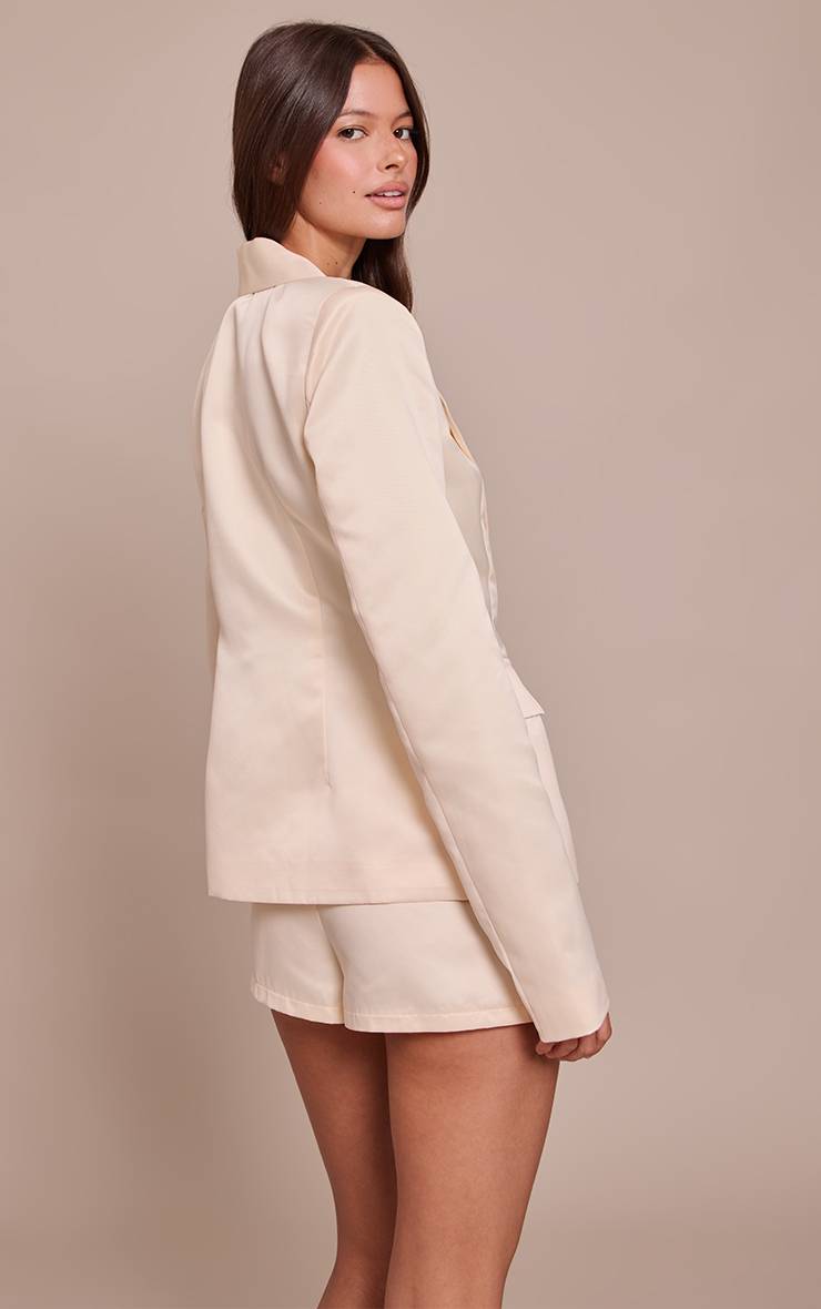 Crème Blazer Long En Satin