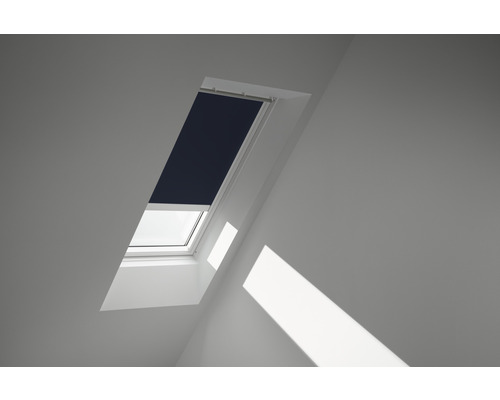VELUX verduisterend rolgordijn, effen donkerblauw, elektrisch, wit frame, DML C02 1100SWL