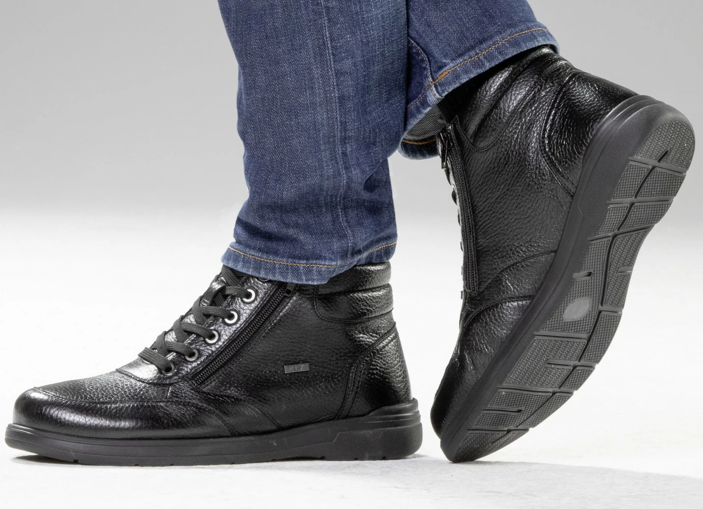 Schnür-Boots aus weichem, genarbtem Hirsch-Nappaleder